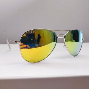 DIFF Yellow Aviator Sunglasses, Never worn